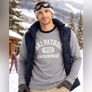 Abercrombie & Fitch Gray Long Sleeve Tee